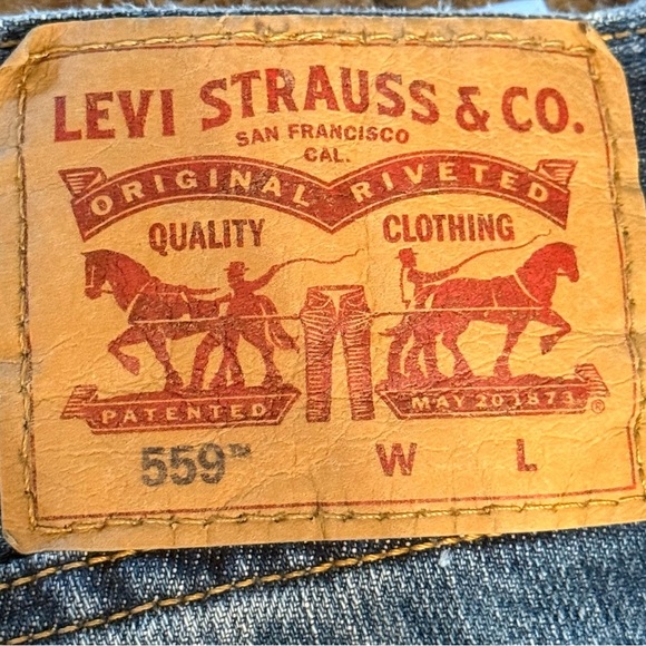 Levi's Blue Relaxed Fit Jeans 559’s Tag Size 44x29 Actual Fit 43x27 - Picture 7 of 15